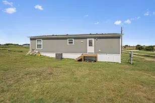 110 Pvr 965, Taylor, TX 76574 - Photo 25