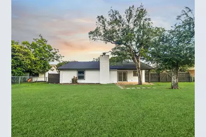 313 Golden Oaks Drive, Georgetown, TX 78628 - Photo 23