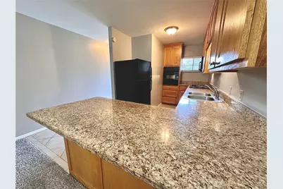 601 W 11th Street #215, Austin, TX 78701 - Photo 3
