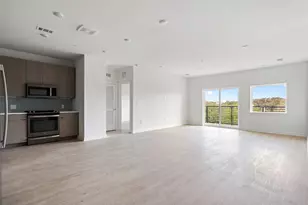 4802 S Congress Ave, Austin, TX 78745 - Photo 3