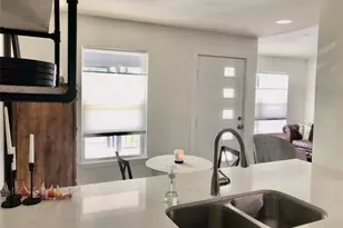 6409 Burns St, Austin, TX 78752 - Photo 5