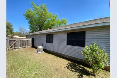 8305 Fort Sumter Road, Austin, TX 78745 - Photo 3