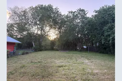 1060 Gardner, Austin, TX 78721 - Photo 27