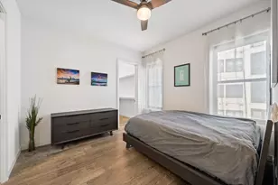 800 Embassy Dr, Austin, TX 78702 - Photo 9