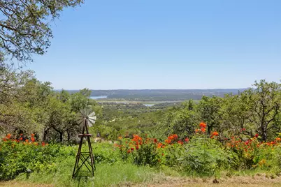 6401 Muleshoe Bend Trail, Marble Falls, TX 78654 - Photo 19