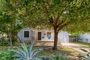 1706 Pennsylvania Ave, Austin, TX 78702 - Photo 3