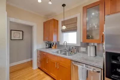 1706 Pennsylvania Avenue, Austin, TX 78702 - Photo 17