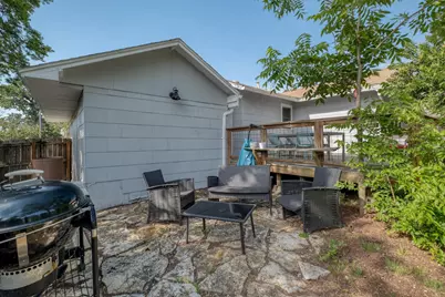 1706 Pennsylvania Avenue, Austin, TX 78702 - Photo 29
