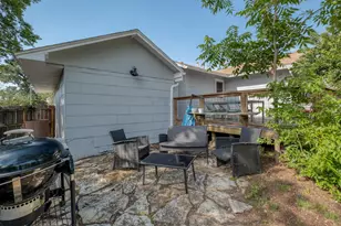 1706 Pennsylvania Ave, Austin, TX 78702 - Photo 29