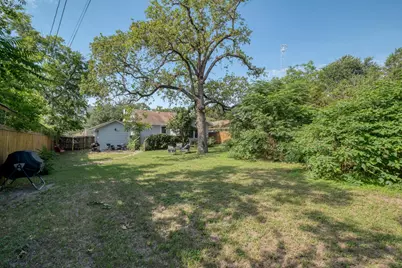1706 Pennsylvania Avenue, Austin, TX 78702 - Photo 31