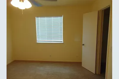 15209 Bullace Street, Austin, TX 78724 - Photo 11
