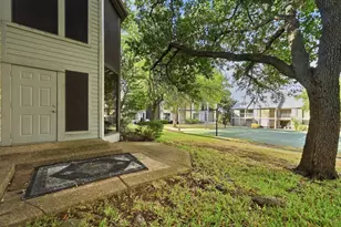 176 World of Tennis Sq, Lakeway, TX 78734 - Photo 23