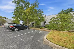 176 World of Tennis Sq, Lakeway, TX 78734 - Photo 37