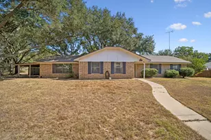 1203 Hollis Dr, Brenham, TX 77833 - Photo 31