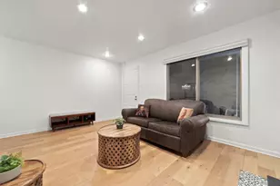 505 W 7th St, Austin, TX 78701 - Photo 7