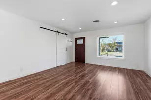 2612 Little John Ln, Austin, TX 78704 - Photo 9