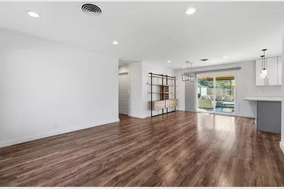 2612 Little John Lane, Austin, TX 78704 - Photo 9