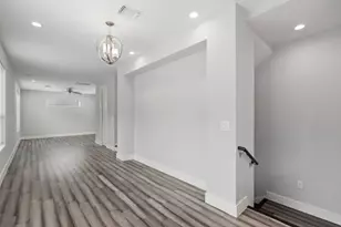 6109 Cherrylawn Cir, Austin, TX 78723 - Photo 17