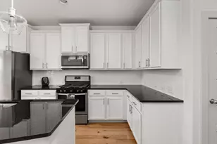 907 Totis Rd, Austin, TX 78748 - Photo 9