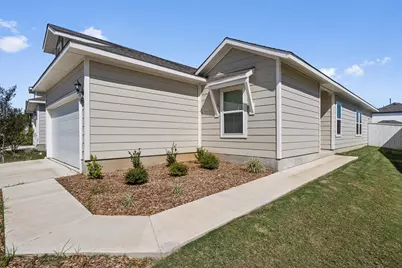 122 Bluestem Drive, Elgin, TX 78621 - Photo 37