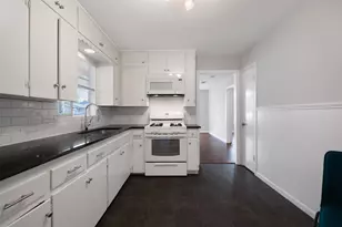 1905 W St Johns Ave, Austin, TX 78757 - Photo 9