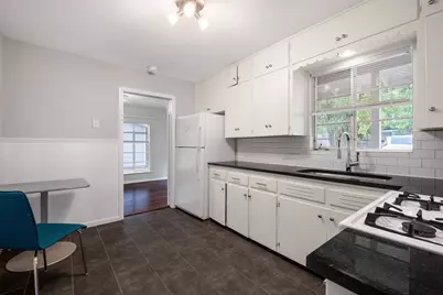1905 W Saint Johns Avenue, Austin, TX 78757 - Photo 7