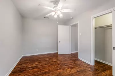 1905 W Saint Johns Avenue, Austin, TX 78757 - Photo 15