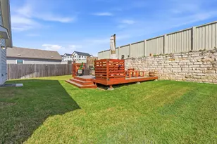 7601 Ivy Trellis Trl, Del Valle, TX 78617 - Photo 23