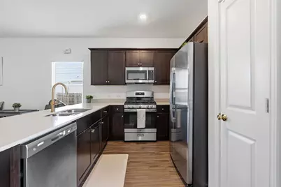 7601 Ivy Trellis Trail, Del Valle, TX 78617 - Photo 9