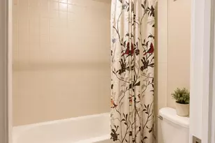 501 W 26th St, Austin, TX 78705 - Photo 15