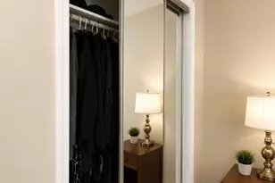 501 W 26th St, Austin, TX 78705 - Photo 9