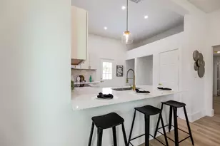 910 W 4th St, Taylor, TX 76574 - Photo 11