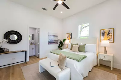 910 W 4th Street, Taylor, TX 76574 - Photo 25