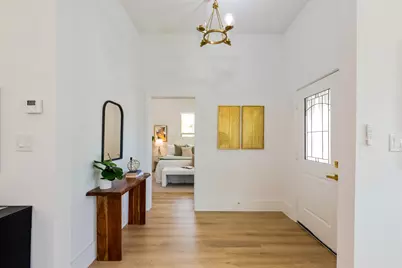 910 W 4th Street, Taylor, TX 76574 - Photo 33