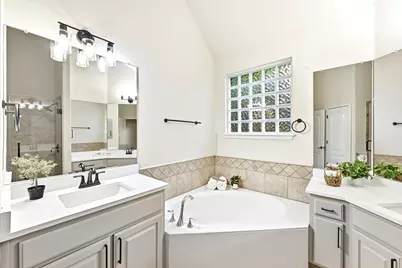2707 Brindisi Way, Cedar Park, TX 78613 - Photo 15