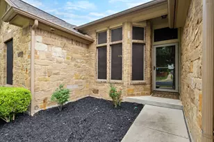 19925 Needle Pine Dr, Round Rock, TX 78664 - Photo 5