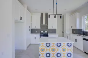 2005 Uphill Ln, Austin, TX 78741 - Photo 11