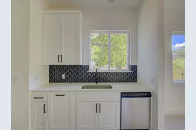 2005 Uphill Lane #A, Austin, TX 78741 - Photo 13