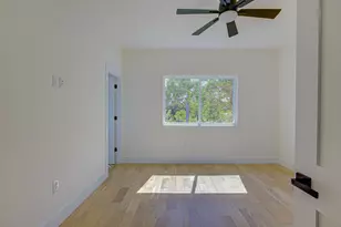 2005 Uphill Ln, Austin, TX 78741 - Photo 29