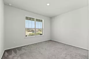 1705 T H Johnson Dr, Taylor, TX 76574 - Photo 17