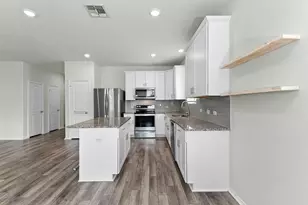 1705 T H Johnson Dr, Taylor, TX 76574 - Photo 13