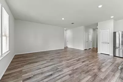 1705 T H Johnson Drive, Taylor, TX 76574 - Photo 9