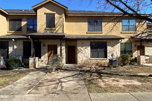 2101 Town Centre Dr, Round Rock, TX 78664 - Photo 3