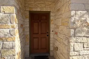 2101 Town Centre Dr, Round Rock, TX 78664 - Photo 5