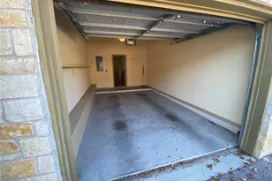 2101 Town Centre Dr, Round Rock, TX 78664 - Photo 33