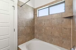 2101 Rivers Edge Way, Austin, TX 78741 - Photo 11