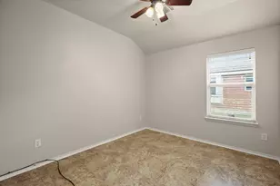 107 Aguilar Dr, Hutto, TX 78634 - Photo 17