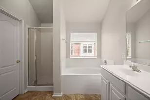 107 Aguilar Dr, Hutto, TX 78634 - Photo 13