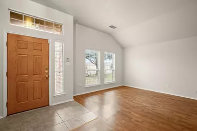 107 Aguilar Drive, Hutto, TX 78634 - Photo 5