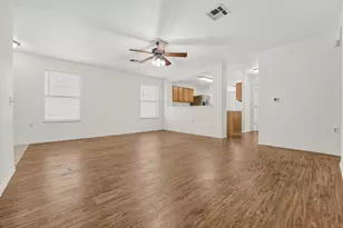 7417 Cayenne Ln, Austin, TX 78741 - Photo 3